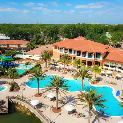 Family Resort,Heated Pool,Water Slides and Hot Tub